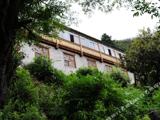 德钦雨崩龙门客栈