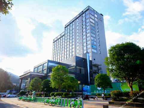 玲珑王国际大酒店（桂东县三台山公园店）