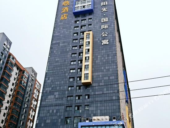 豫鼎商务酒店（郑州柳林地铁站店）