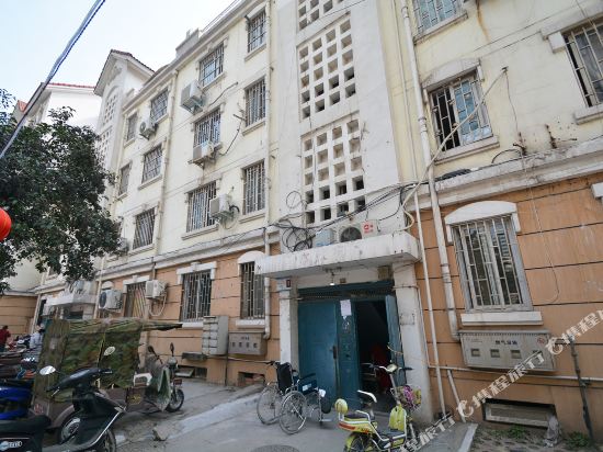 好运来宾馆(郑州十里铺店)