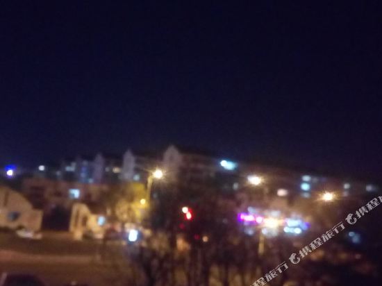 自家人公寓(蓬莱碰碰车店)