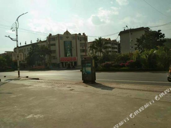 勐腊星光商务宾馆