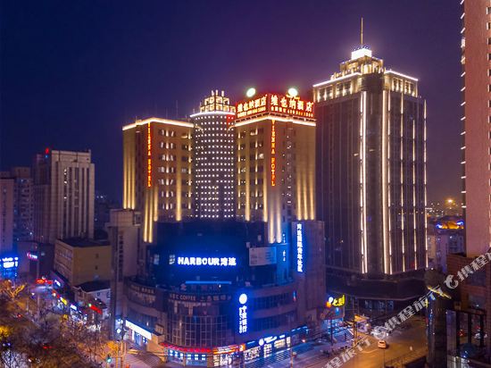 维也纳酒店(上海宝山淞滨路地铁站店)