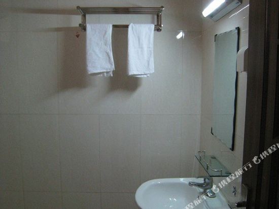 豪顺酒店(昆明西北部客运站店)