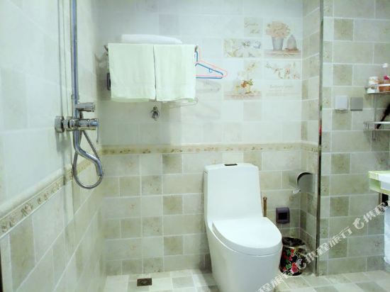 梅河口留香居家庭住宿