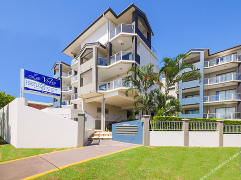 雷德克利夫酒店住宿-La Vida On Anzac