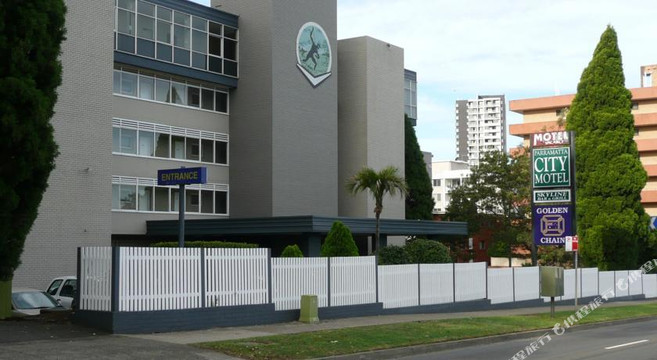 帕拉马塔市汽车旅馆