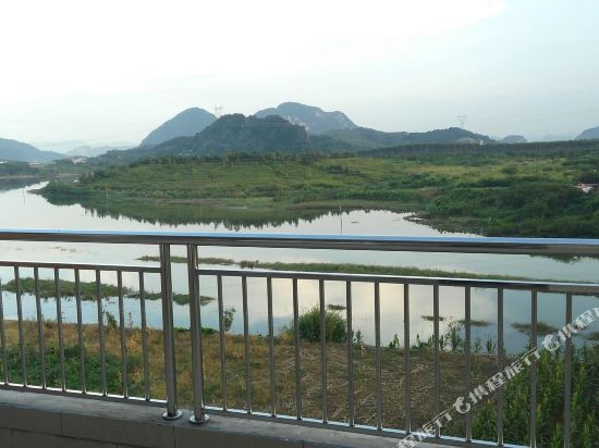 清远湖畔家庭公寓