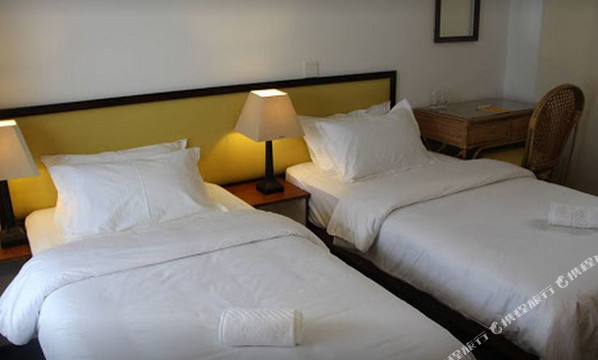 康杜玛岛酒店住宿-Raakani Villas