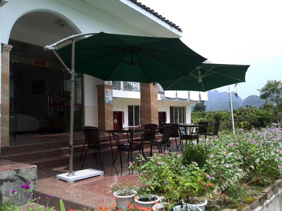 阳朔望江阁民宿