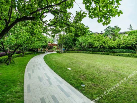 峨眉山缘木居·峨眉山·青庐晓院公寓(保宁村分店)