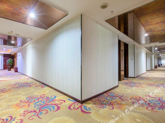 金泰精品酒店(武汉汉阳客运站地铁站店)