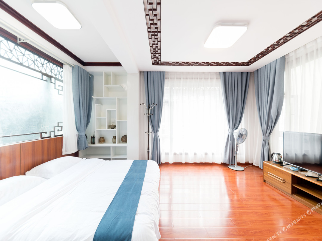 大理双廊海月楼客栈主图