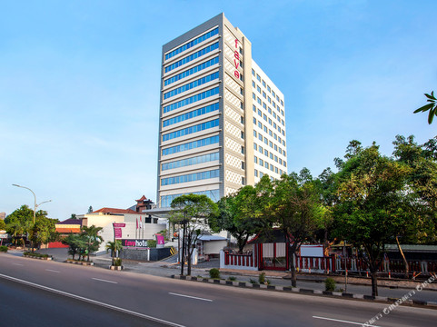 阿迪苏图法威单独酒店