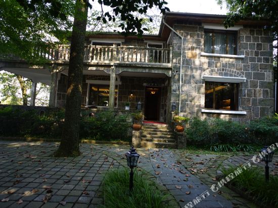 160名人公馆·莫干山景区度假民宿