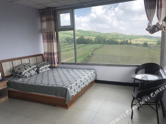 张北东伊顺饭庄