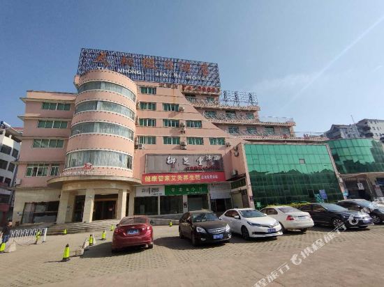 定南天虹假日酒店