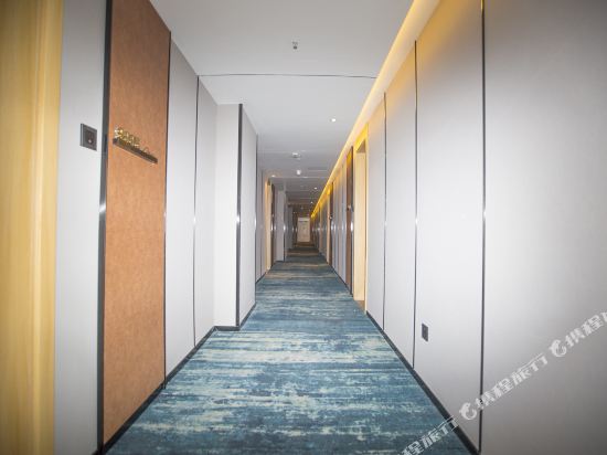 三间房精品连锁酒店(涟源火车站店)