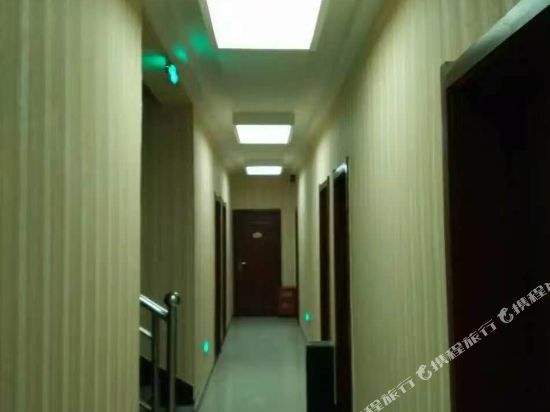 正宁尊统商务宾馆