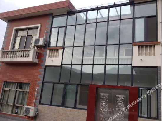 连云港紫藤花民宿