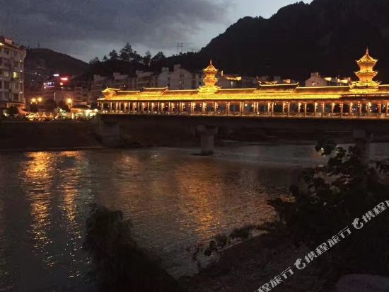 镇远四季鸿酒店