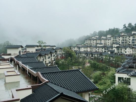 神农架白云朵朵普通公寓