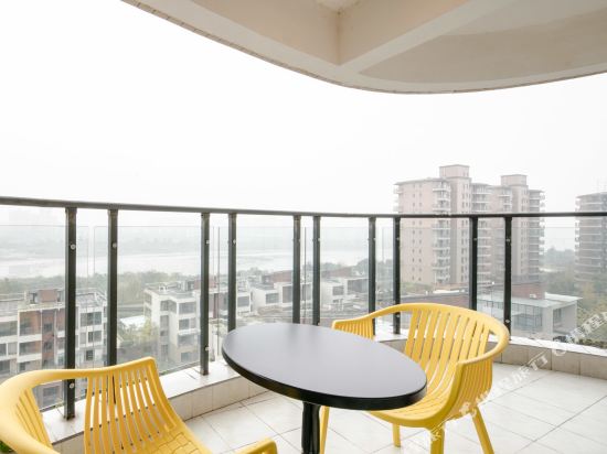 NIEC HOUSE公寓(都江堰青城路店)