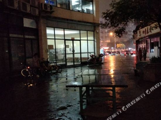 南充青青的天地公寓