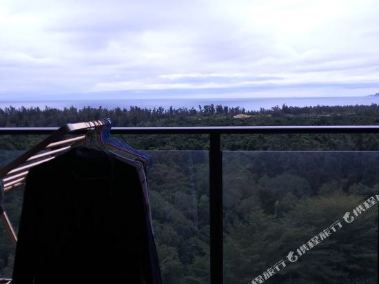 美源文艺阳光民宿(万宁滨海路店)