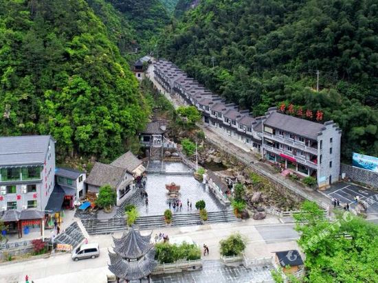 安吉石岭度假村