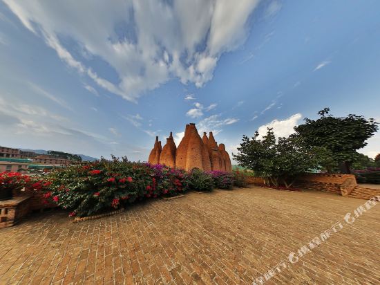 弥勒东风韵青年艺术客栈