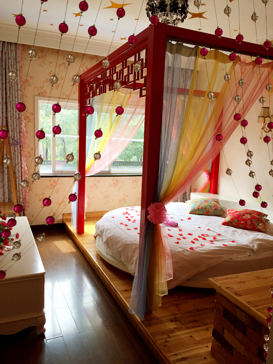 浪漫满屋主题旅馆-官方