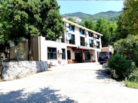 南岳衡山半山便捷山庄_地址:南岳衡山延寿村2组1