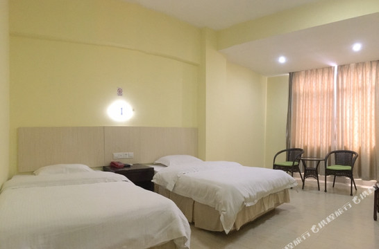 肇庆德庆龙洲大酒店