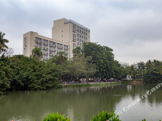 如家酒店(海口骑楼老街人民公园东湖路店)