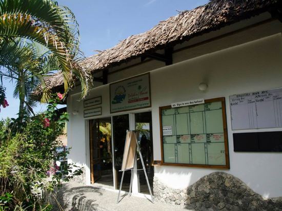 Dolphin House Resort Spa Diving