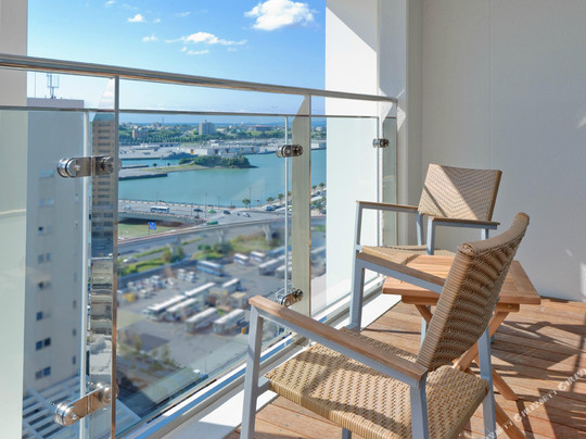 那霸东急REI酒店