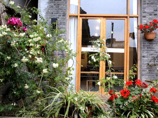 海螺沟云上时光酒店