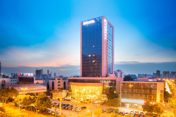 无锡日晟国际酒店（宝龙广场旺庄路地铁站店）-官方