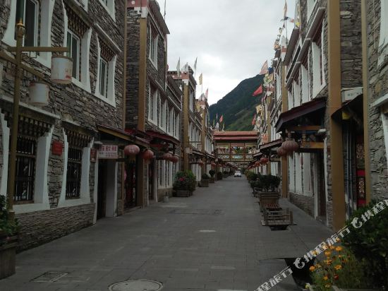 理县聂锅木藏家楼