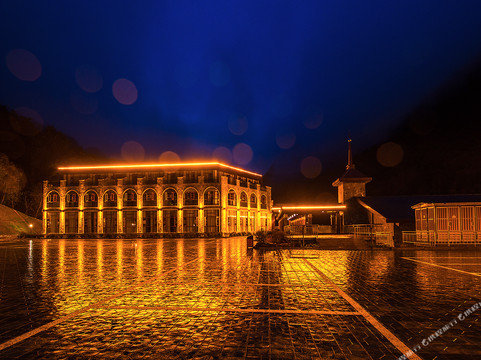 喇叭河蓝水晶大酒店