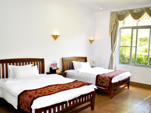 田野绿世界度假酒店