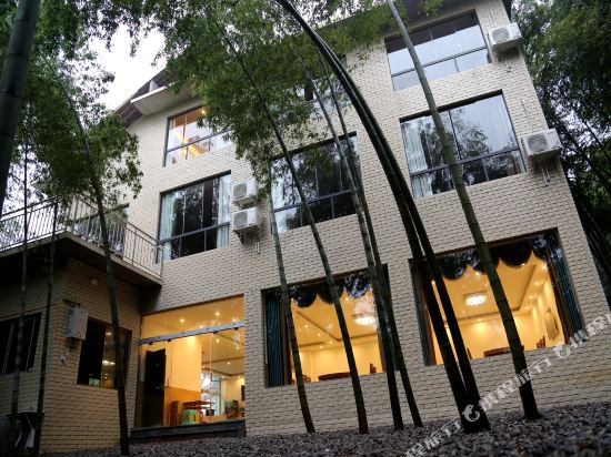 蜀南竹海龙吟山庄