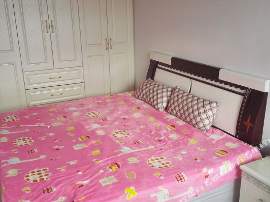 庆明家庭客栈(阿尔山店)