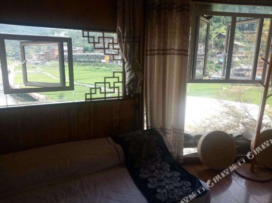 西江千户苗寨水木花园酒店