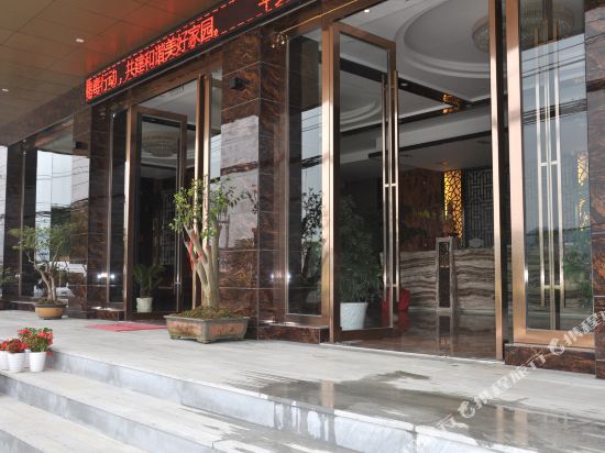 罗田平安大酒店