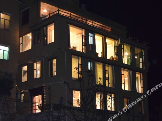 元阳多依树云上小院客栈