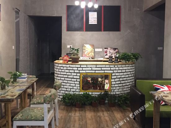 平潭模镜蓝眼泪民宿馆