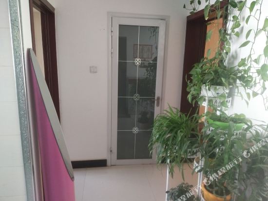 阿拉善鑫谷公寓(5号店)