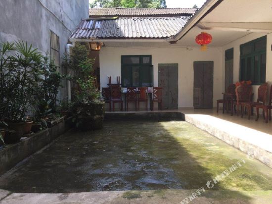 都江堰林中苑客栈